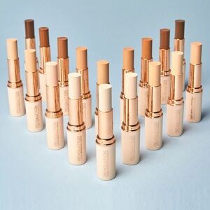 Makeup Revolution‎ Beauty Fast Base Stick Foundation Travel Easy Clean Beauty F3